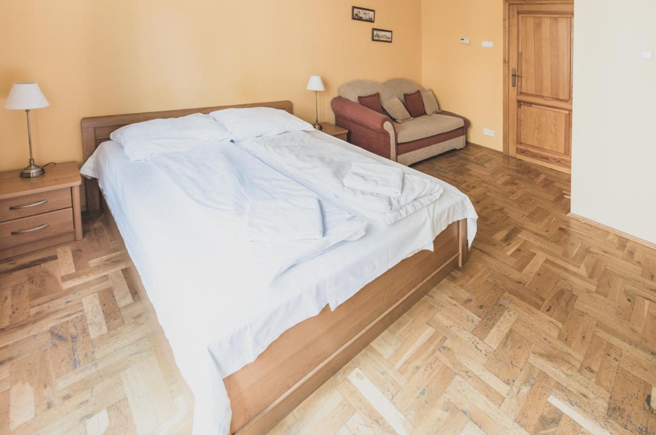 Cybulskiego Guest 3* Krakow