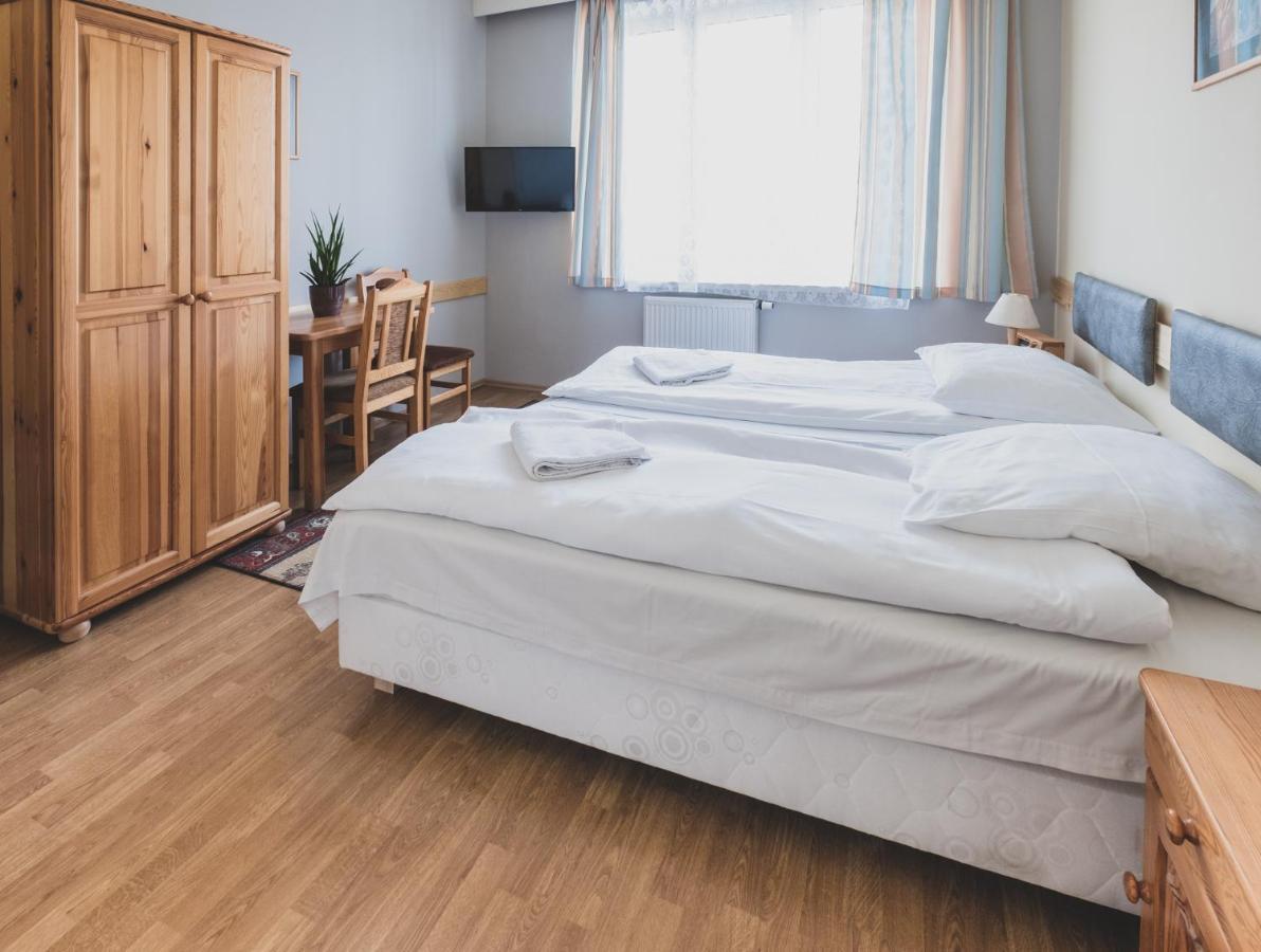 Cybulskiego Guest 3* Krakow