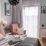 Athome Suites