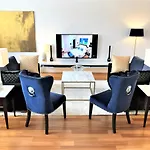 Mondrian Luxury Suites & Apartments Krakow Old Town