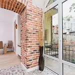 Modern Apartment Lubicz Krakow By Noclegi Renters