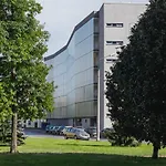 Studio Prądnik Biały Kraków by Renters