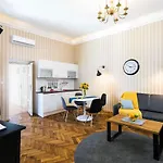 Exclusive Royal Apartments