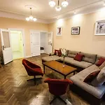 Vintage Poselska Apartment
