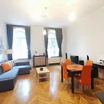 Central Krak Apartments