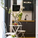 Charming Elite Apartment Wielopole Krakow Old Town Studio