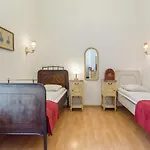 Szeroka 33