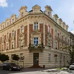 Luxury Apartment Czapskich Street