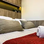 Beautiful Studio For Couples With Air Conditioning - Old Town & Main Station