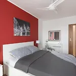 Jack Apartment