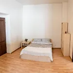 Plac Matejki 10