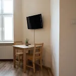 Plac Matejki 10