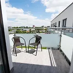 Estella Apartment