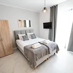 Estella Apartment