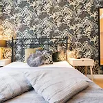 Glamorous And Brand New 2 Bedroom