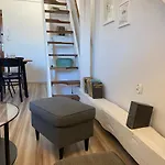 Cozy Mezzanine In Jewish District Near Old Town