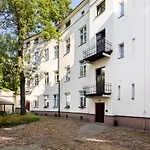 Style4Rent Luxury Old Town Apartment
