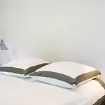 Style4Rent Luxury Old Town Apartment