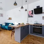 Old Town Apartments Basztowa By Renters