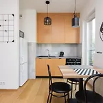 Apartments Nearto Main Railway Station