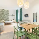 Dizzy Daisy Apartment Kurniki