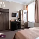 Domingo Apartments