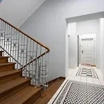 City Of The Kings - Mosaic Apartment