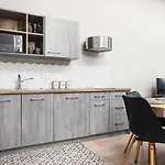 City Of The Kings - Mosaic Apartment