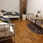 Moti Apartments
