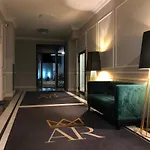 Central Penthouse With Terrace