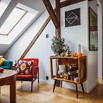 Happy Moments Apartments
