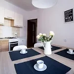 Golden Apartments&Sz21