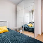 Apartament Wygoda Old Town Deluxe WAWELOFTS