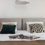 Syncret Apartment - Loftaffair