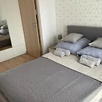 Rakowicka Modern Apartment