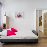 Zelazna Apartment Wawelofts