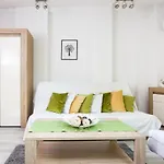 Urban Nest Apartments Lazarza 3
