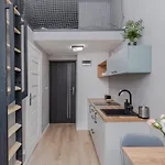 Parkside Fresh Apartments - Old Town Guesthouse - By Upstairs
