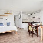 Studio Apartment Gromadzka Kraków by Renters