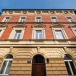 Attractive Apartment Oldtown Near Thetrain Station
