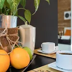 Cracow Best Location Apartment With Garden By Cozyplace