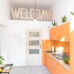 Cracow Best Location Apartment With Garden By Cozyplace