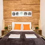 Cracow Best Location Apartment With Garden By Cozyplace