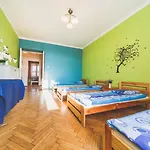 Hostel Tara