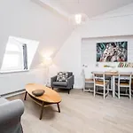 Urban Nest Apartments Bon 11