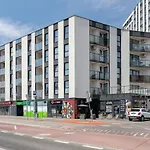 Apartment With Balcony & Parking Mogilska By Renters Prestige