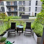 Frank\'S Apartment