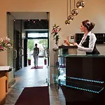 Spatz Aparthotel
