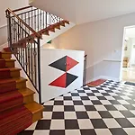 Crystal Suites Chez Helena