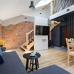 Inpoint Old Town Apartments